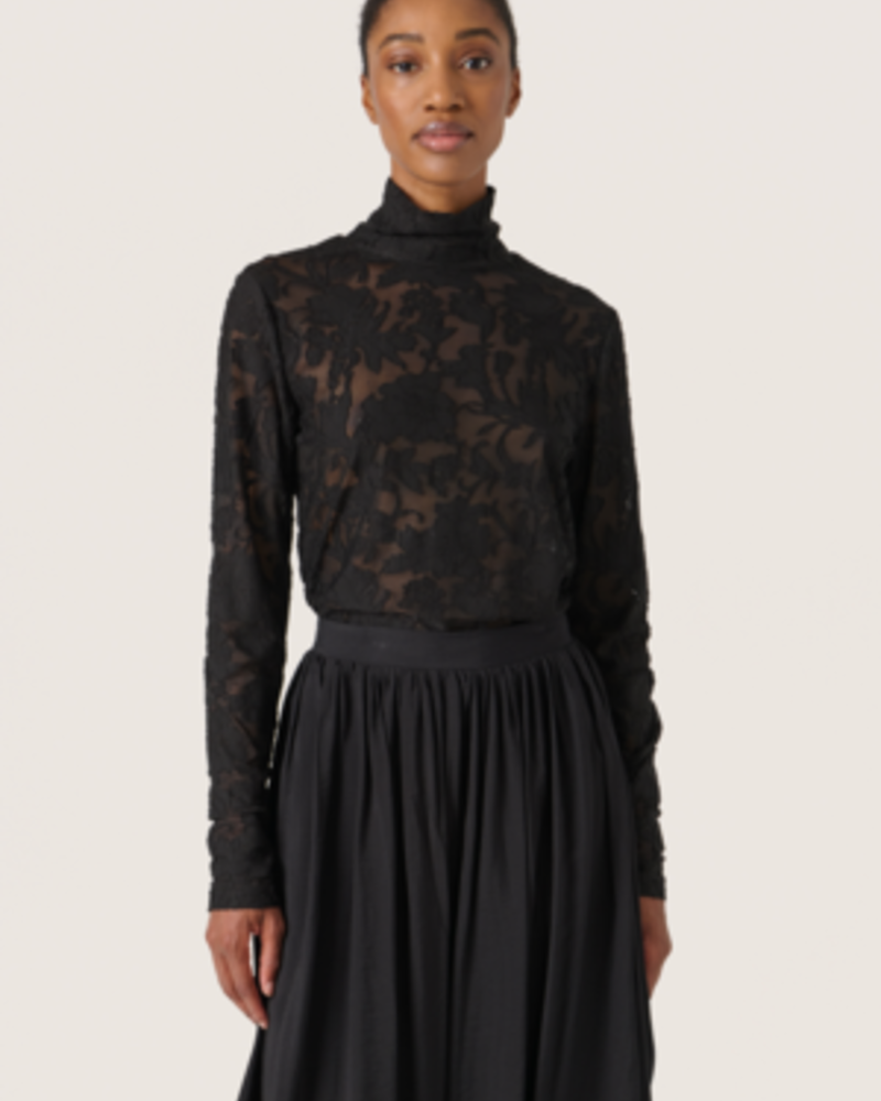 Camine Tee