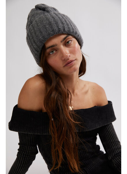 Free People Coastline Beanie | Charcoal