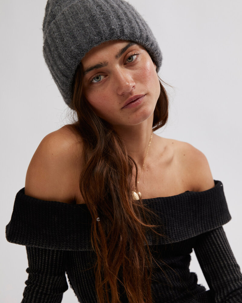 Free People Coastline Beanie | Charcoal