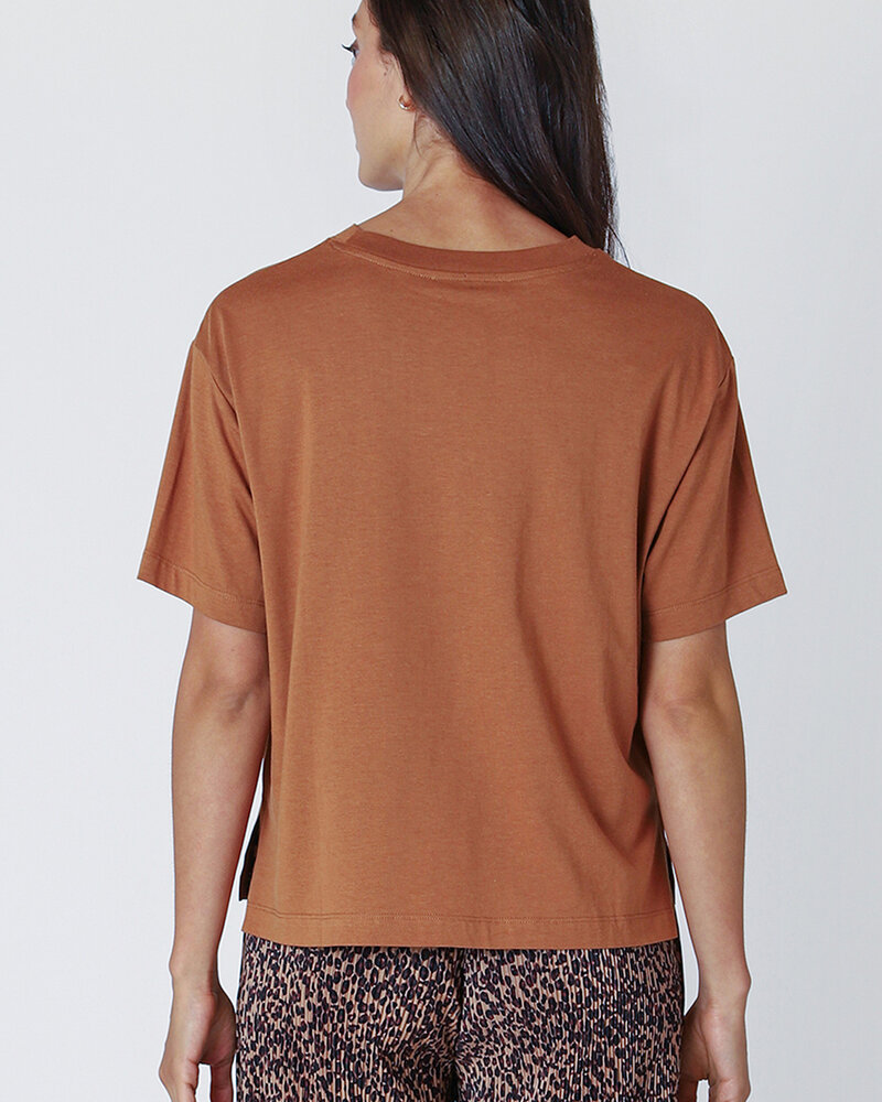 Toffee Essential Tee