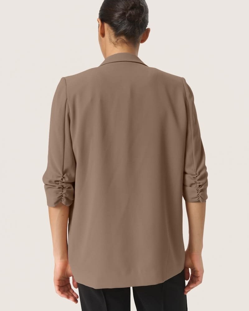 Shirley Blazer | Coffee