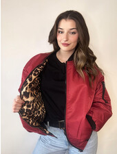 Elektra Reversible Leopard Bomber | Red