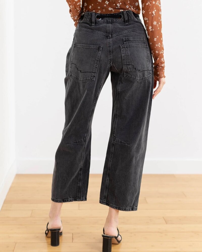 Free People Moxie Pull-On Barrel Jeans | Nighthawk