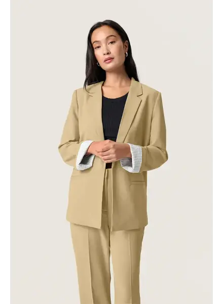 Shirley Fold-Up Blazer | Elmwood
