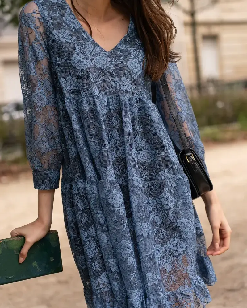 Judy Lace Dress | Blue