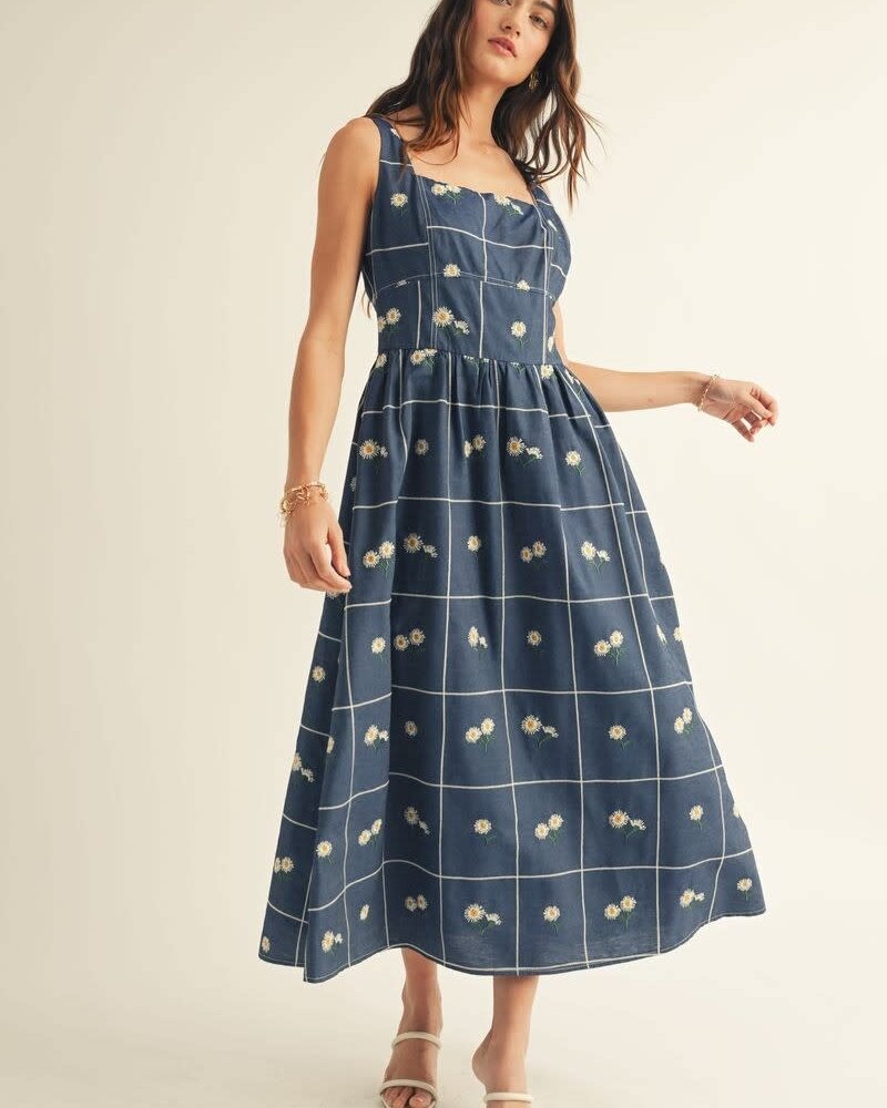 Vashti Floral Embroidered Midi Dress