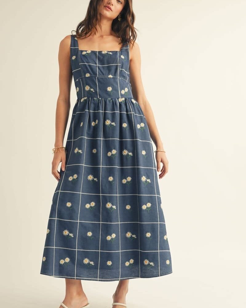 Vashti Floral Embroidered Midi Dress