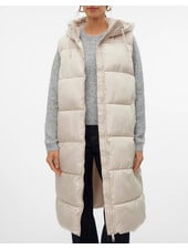 Vero Moda Ligaane Puffer Vest | Off White