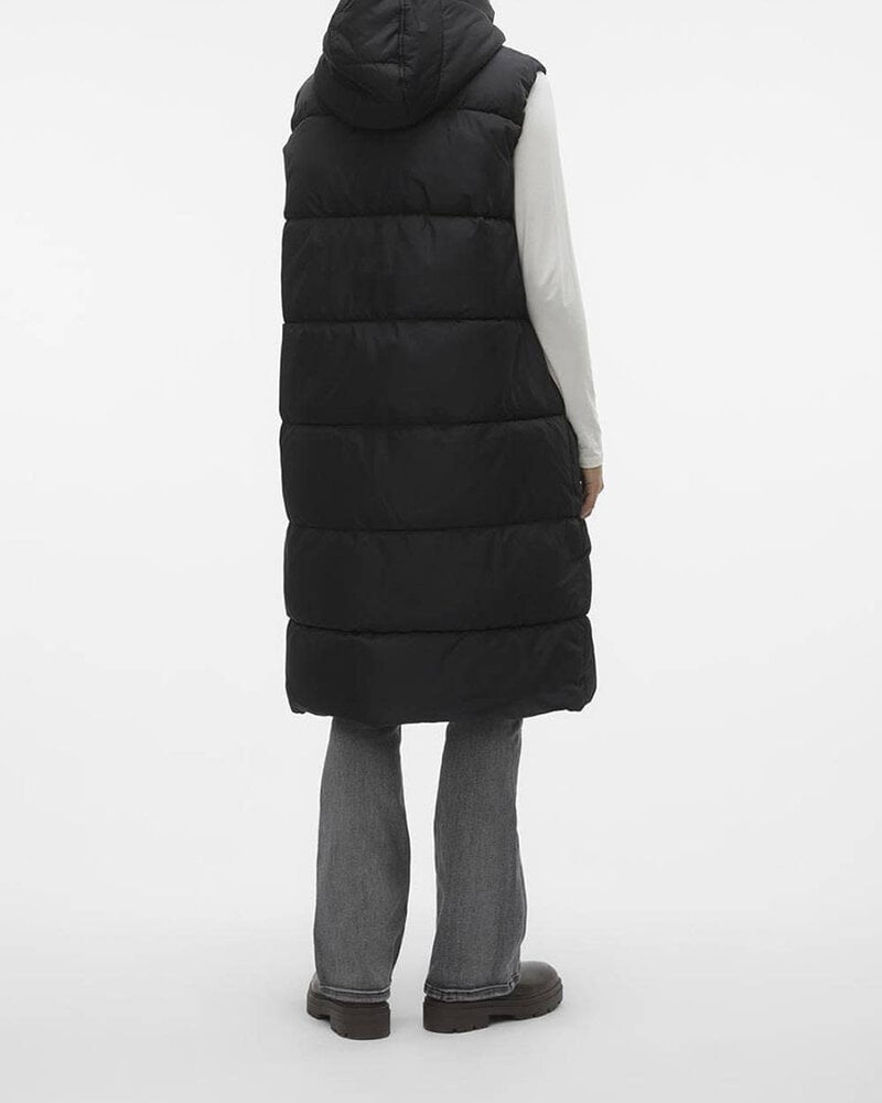 Vero Moda Ligaane Puffer Vest | Black