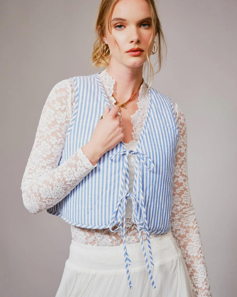 Reversible Tie Front Quilted Vest | Blue