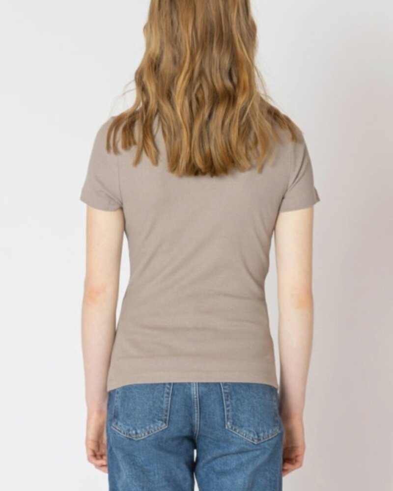 Amaya Basic Ribbed Tee | Almond