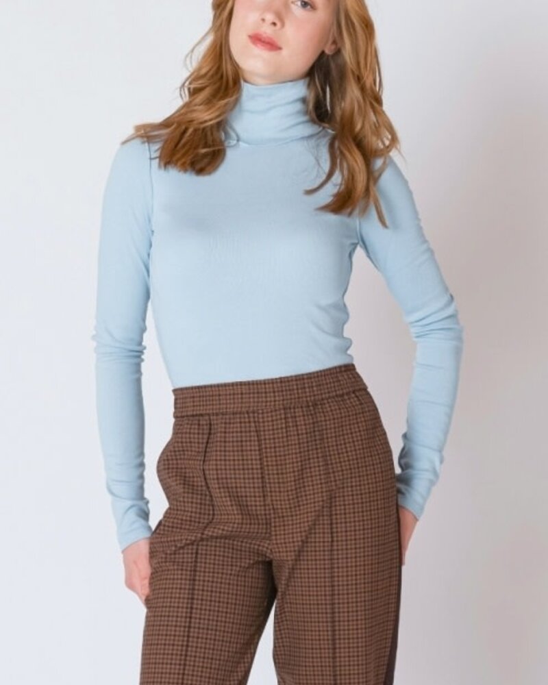 Exposed Seam Turtleneck | Blue