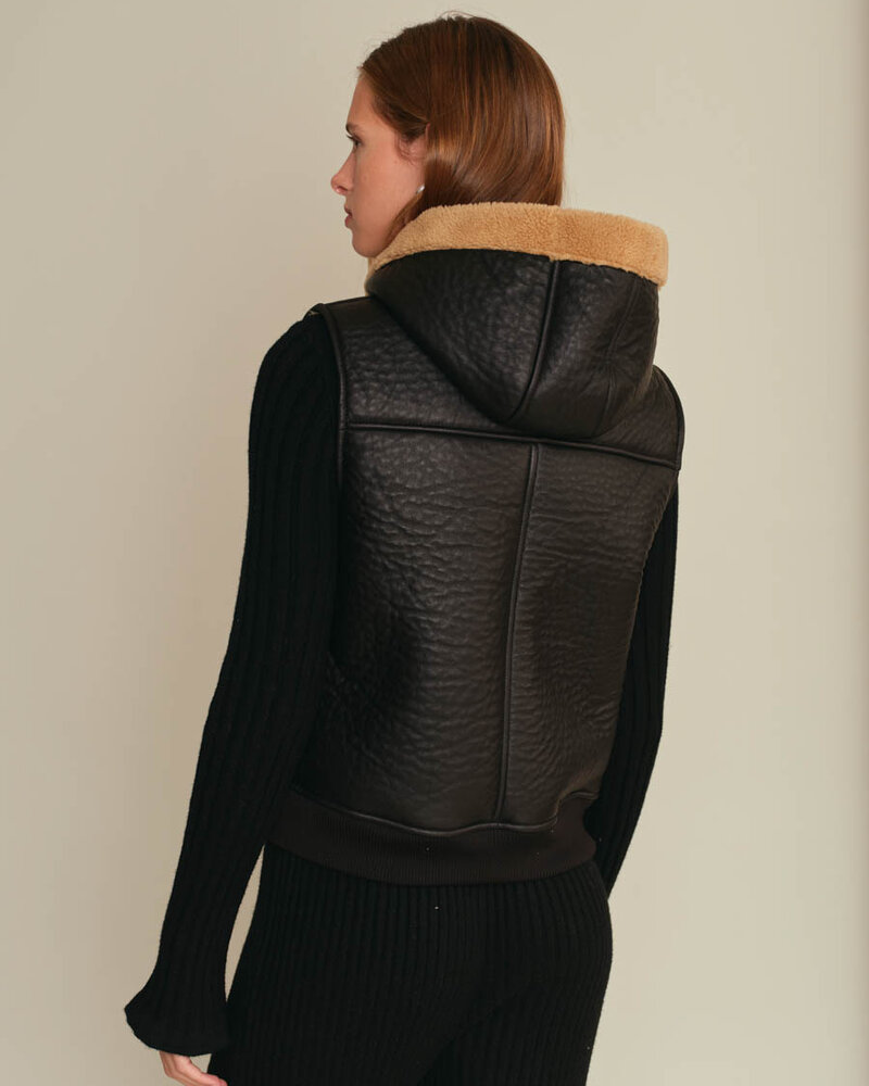 Brad Hooded Vest | Black