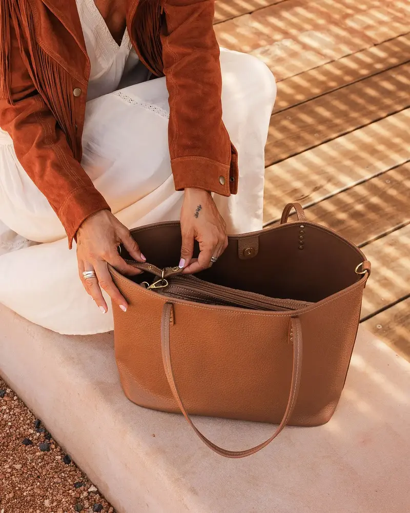 Louenhide Jackson Tote Bag | Caramel