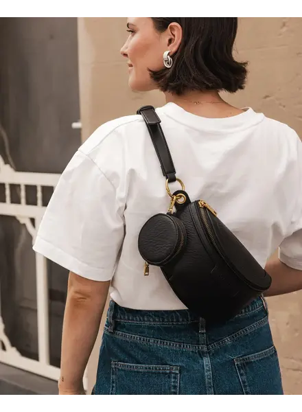 Louenhide Joey Sling Bag | Black