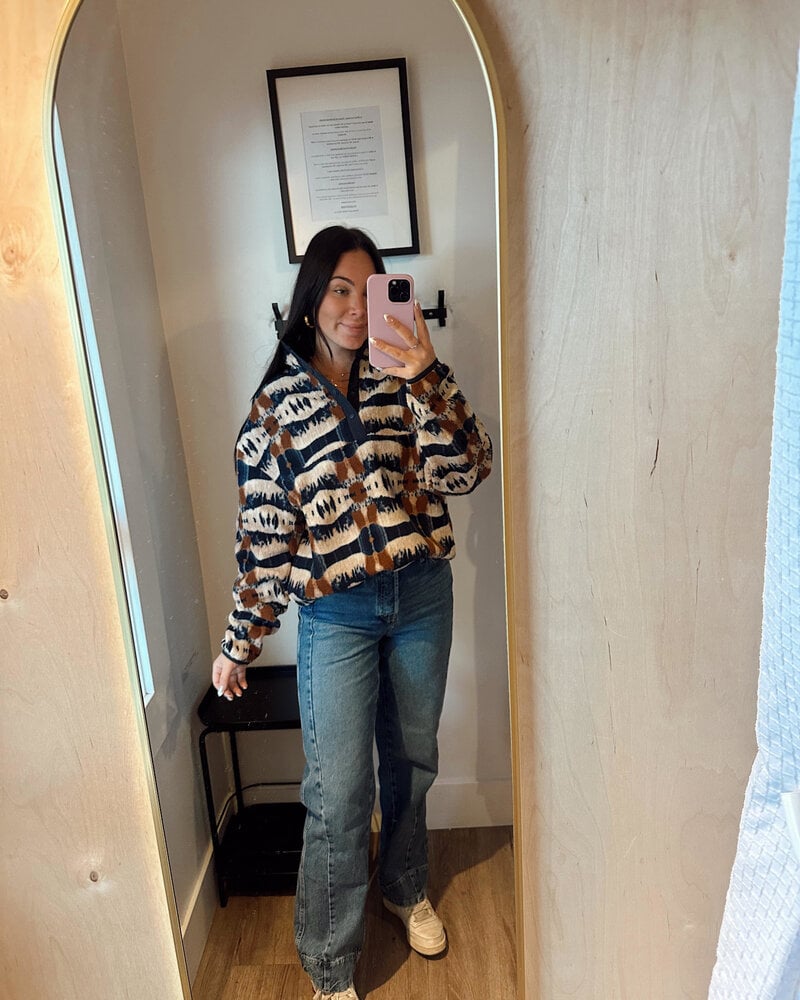 Janet Pullover