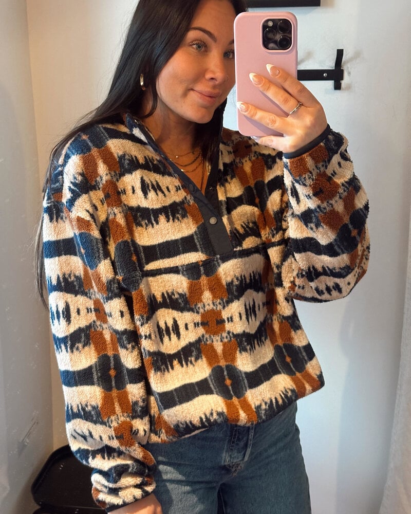 Janet Pullover