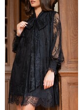 Ambre Lace Midi Dress | Black