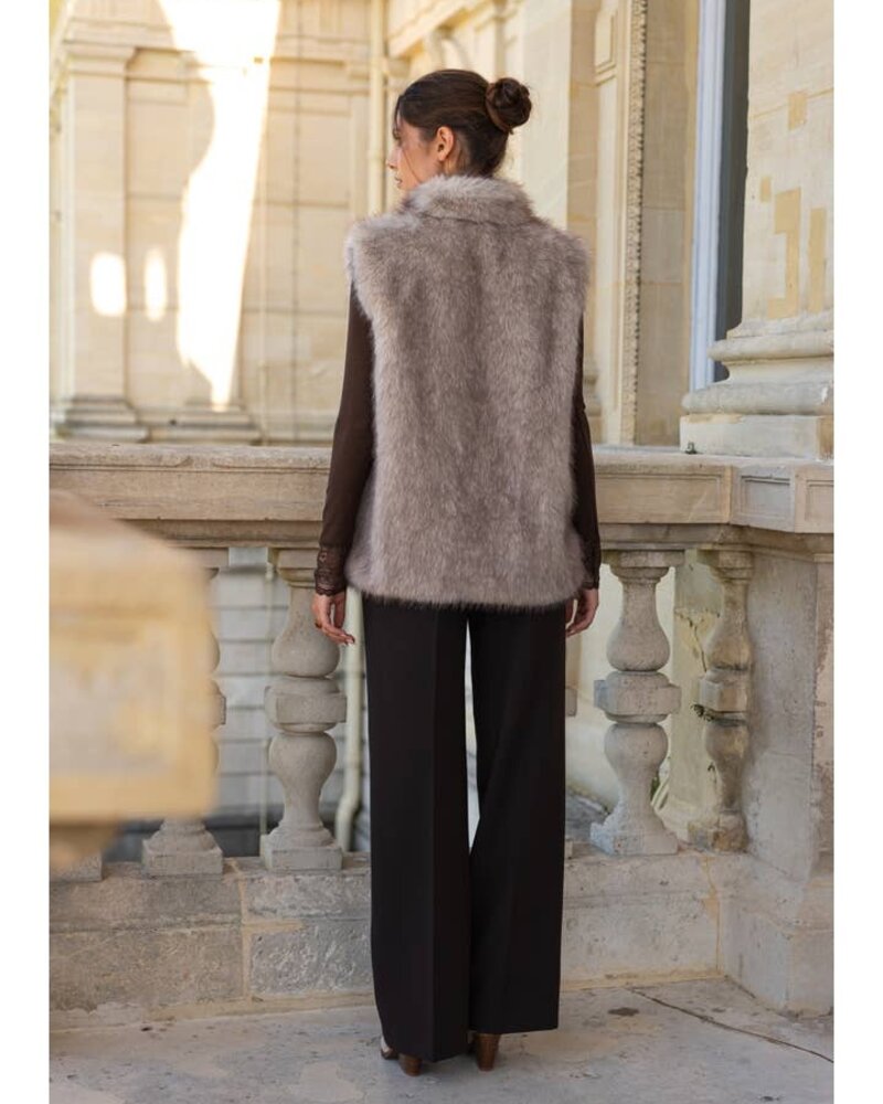 Genevieve Faux Fur Vest | Biege