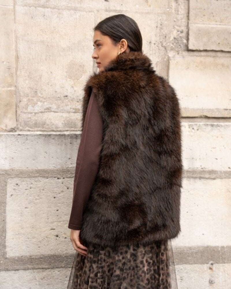 Genevieve Faux Fur Vest | Chocolate