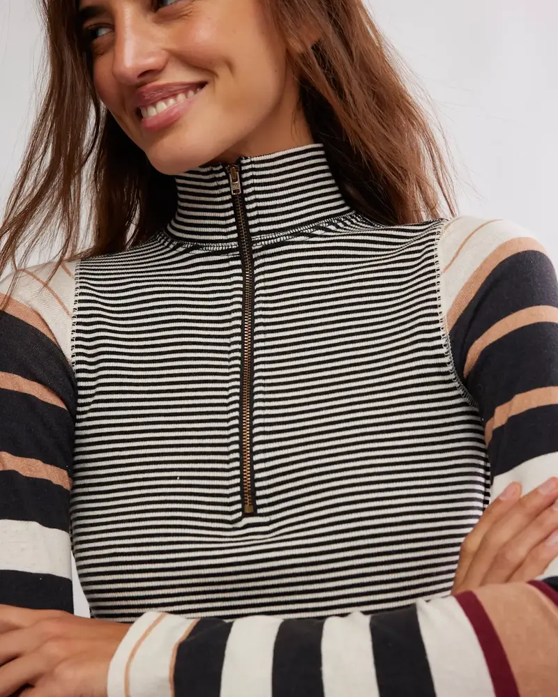 Free People Avery Zip Up | Black