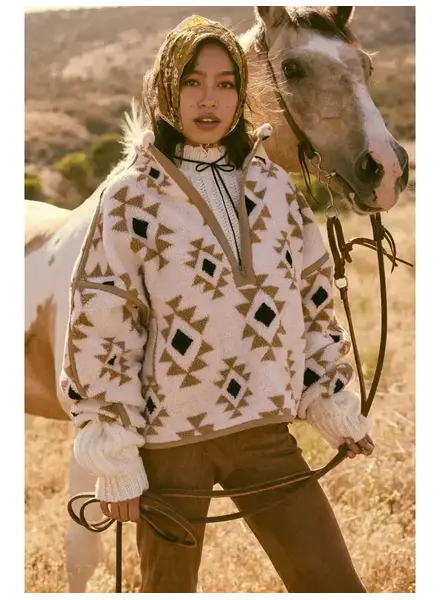 Geometric-Print Sherpa Fleece Half-Zip Pullover | Sand