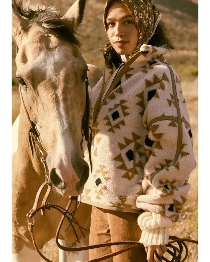 Geometric-Print Sherpa Fleece Half-Zip Pullover | Sand