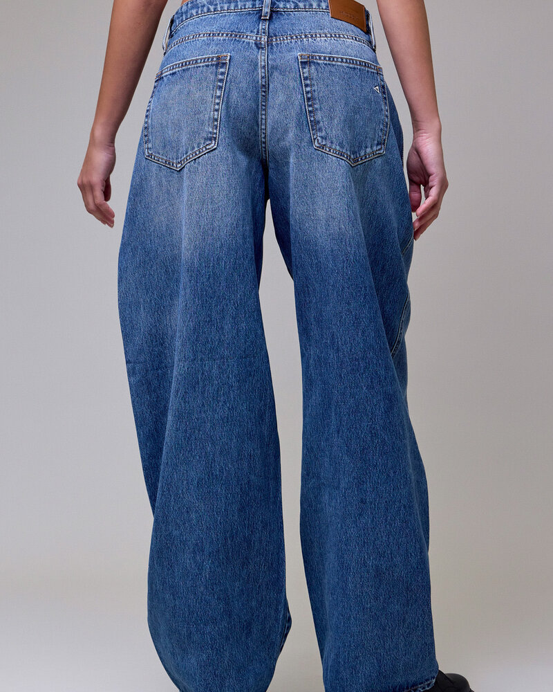 Sammie Barrel Jean | Medium Dark