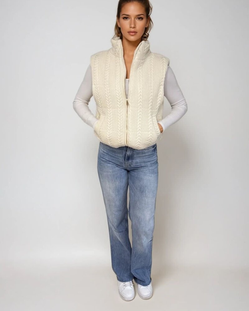 Maya Vest