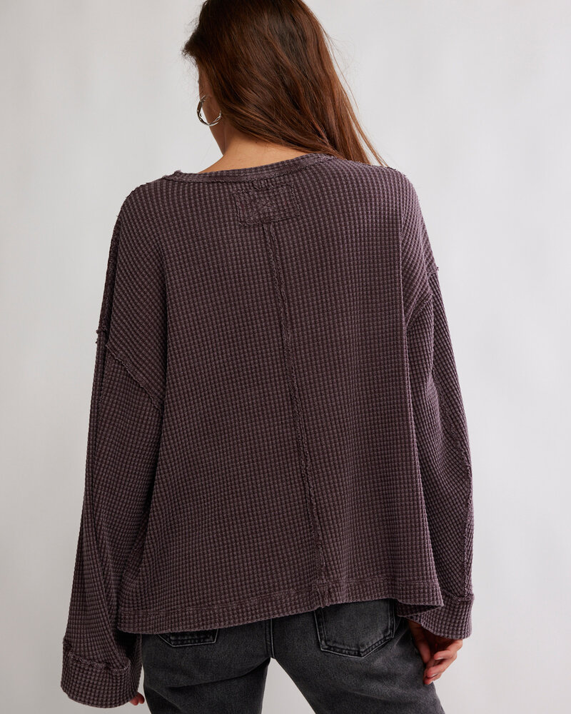 Free People Dawson Pocket Thermal | Chocolate