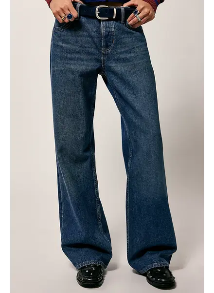 Free People Tennessee Low-Rise Boyfriend Jeans