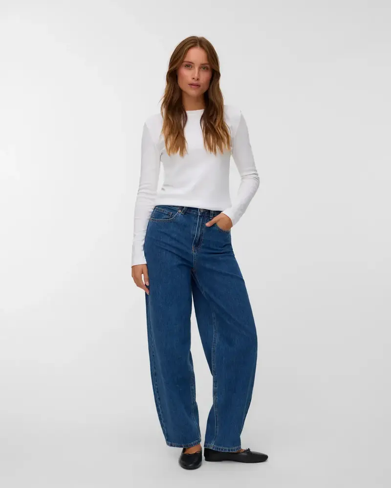 Vero Moda Billie High Rise Barrel Jean | 34 Inseam