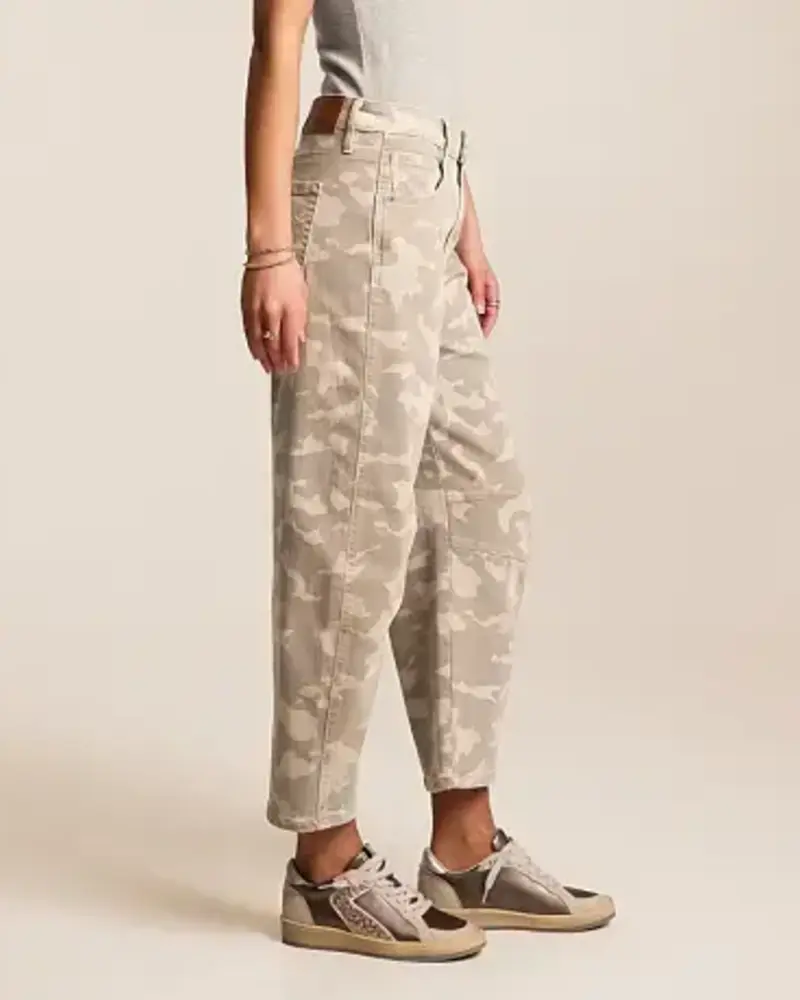 Sammie Camo Cropped Barrel Jean