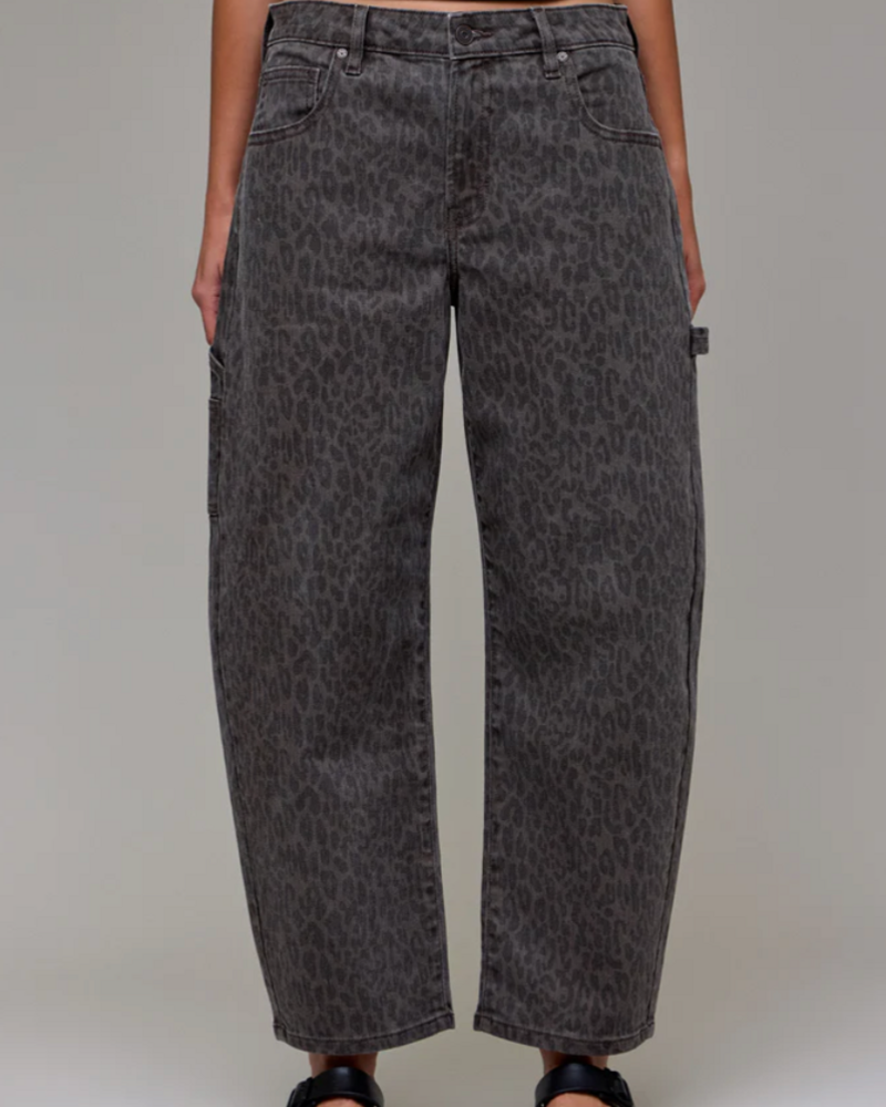 Sammie Leopard Cropped Barrel Jean