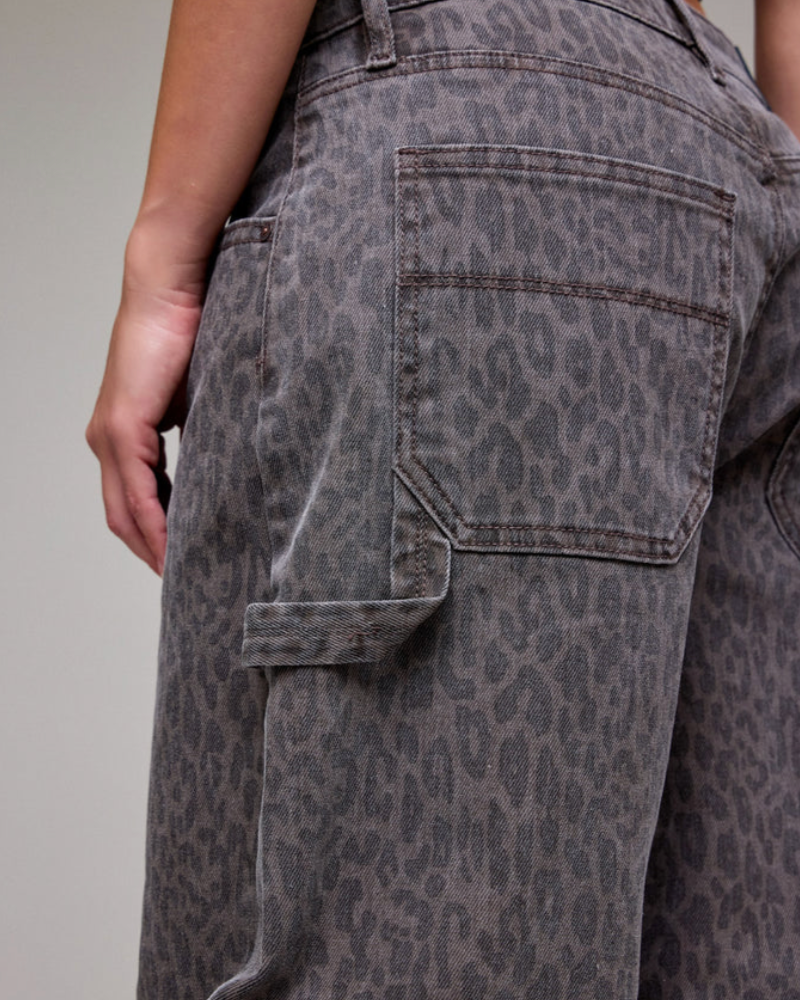 Sammie Leopard Cropped Barrel Jean