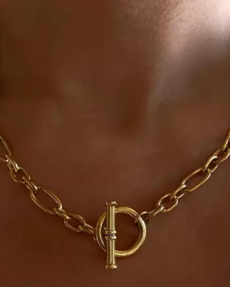 Kendal Link Toggle Necklace