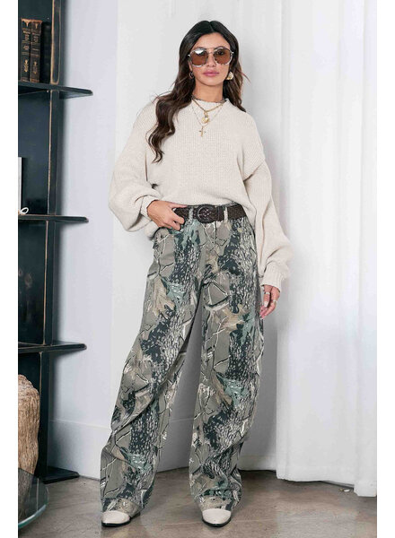 Kendal Camo Barrel Jeans