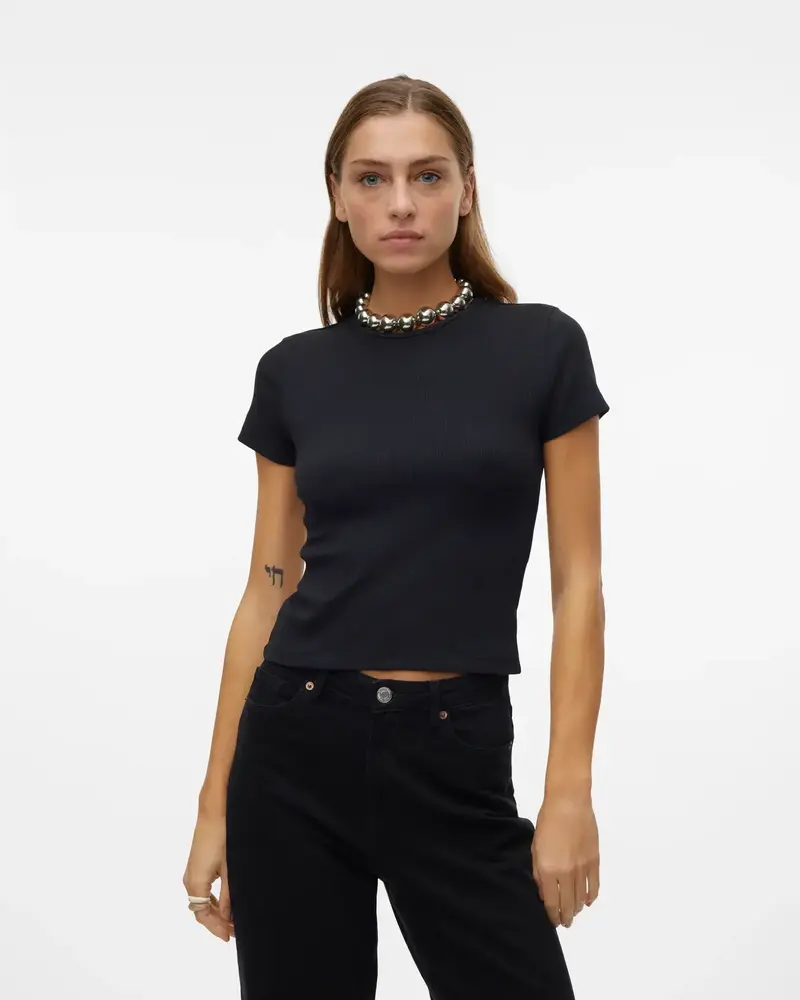 Vero Moda Chloe T-Shirt | Black