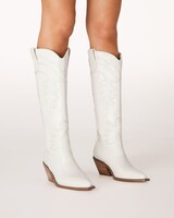 Evalynn Boot | Ivory