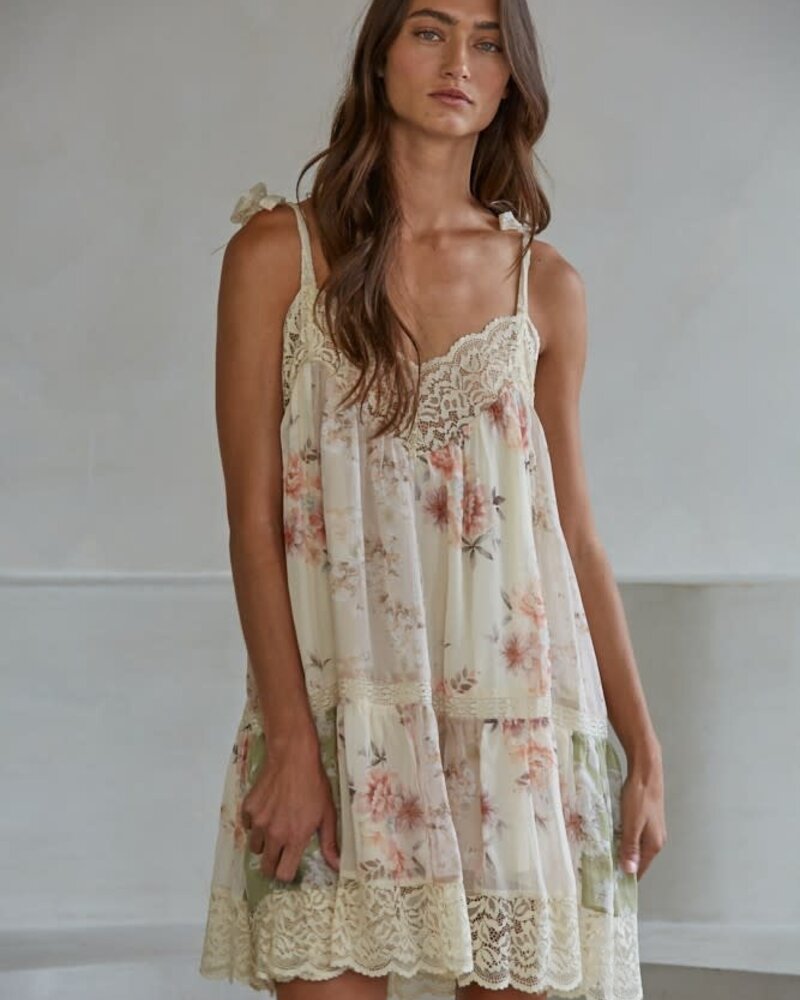 Esmina Floral Lace Dress