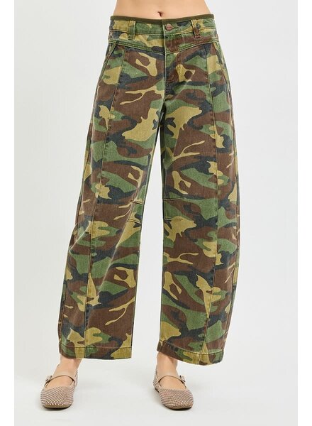 Taylor Barrel Camo Jeans