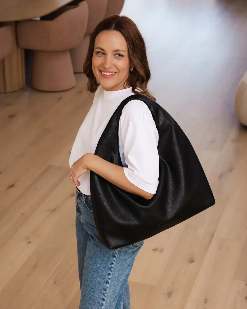 Louenhide Monaco Shoulder Bag | Black