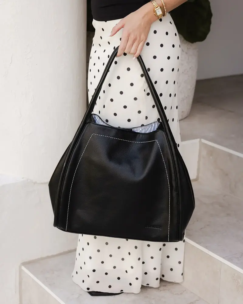 Louenhide Sutton Shoulder Bag | Black