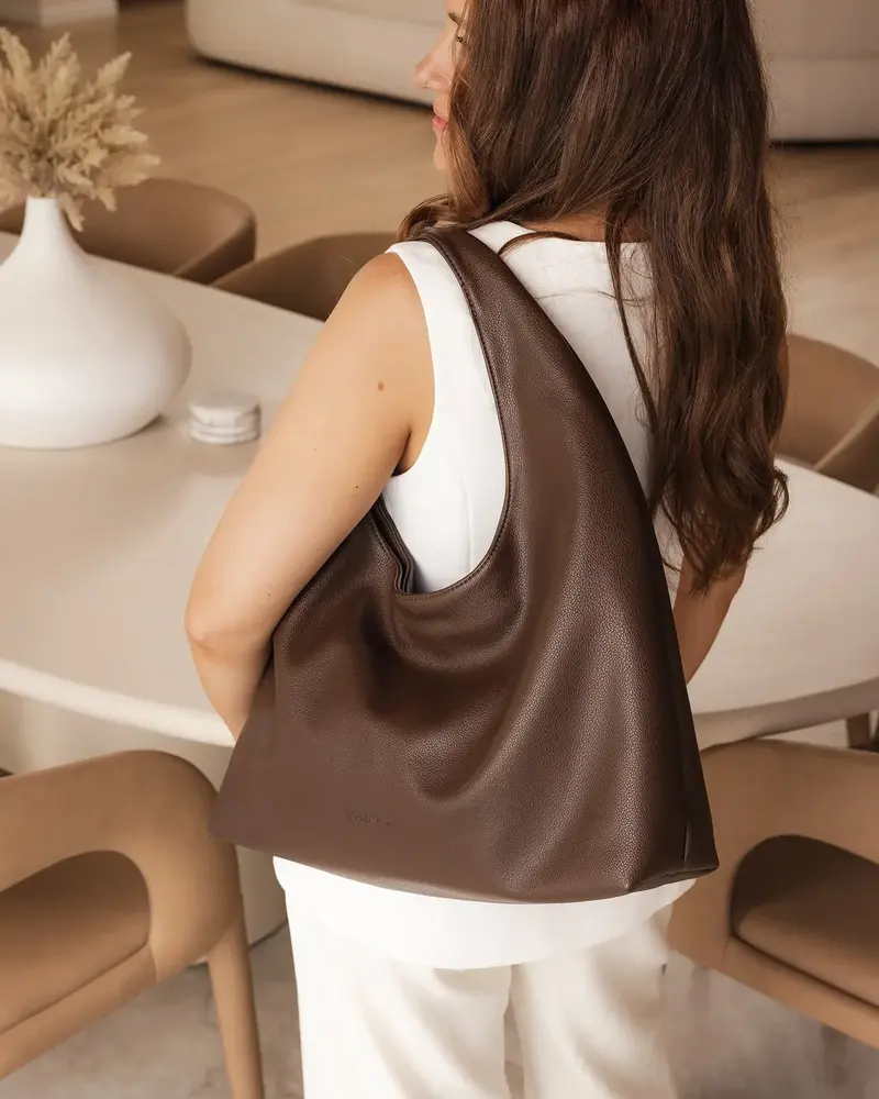 Louenhide Monaco Shoulder Bag | Chocolate