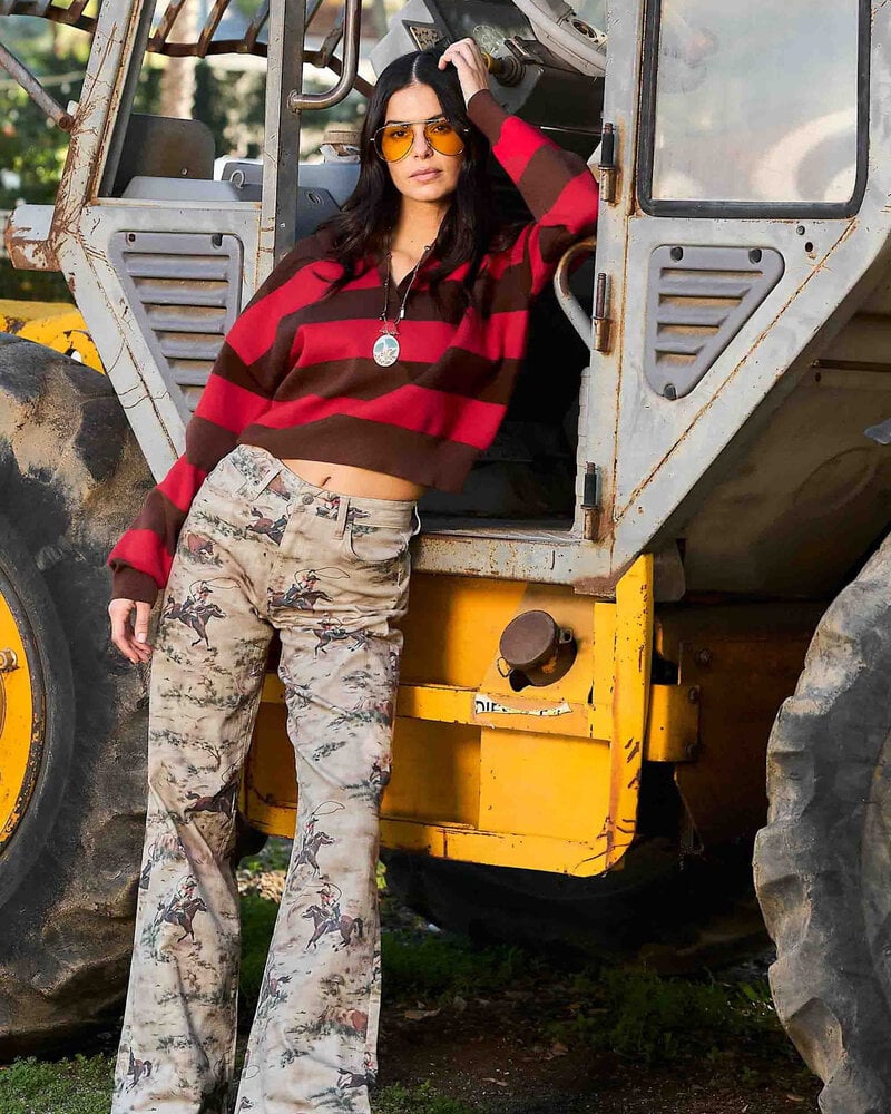 Cowboy Wide Leg Jeans