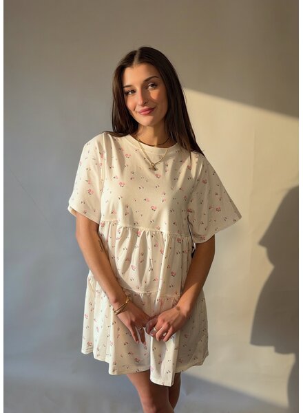 Tiered T-Shirt Dress | Cream/Pink