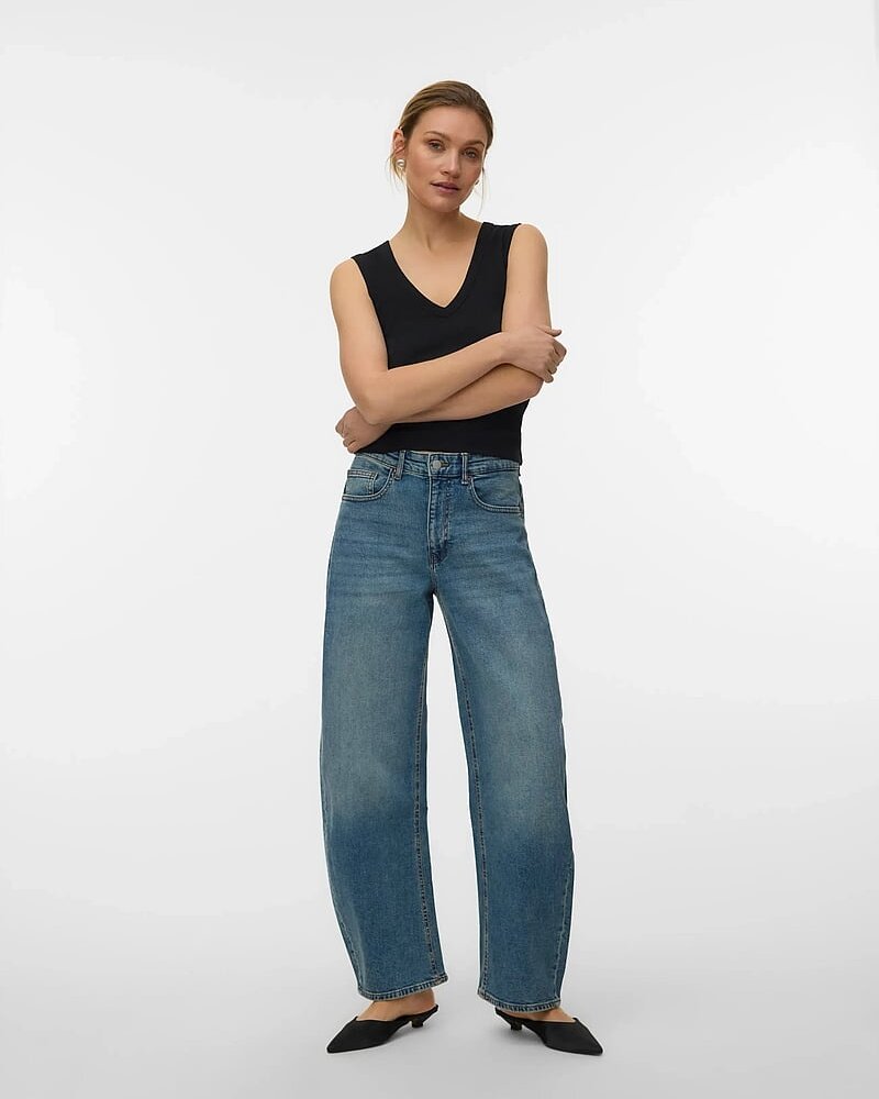 Vero Moda Chloe Short Deep V-neck Tank | Black