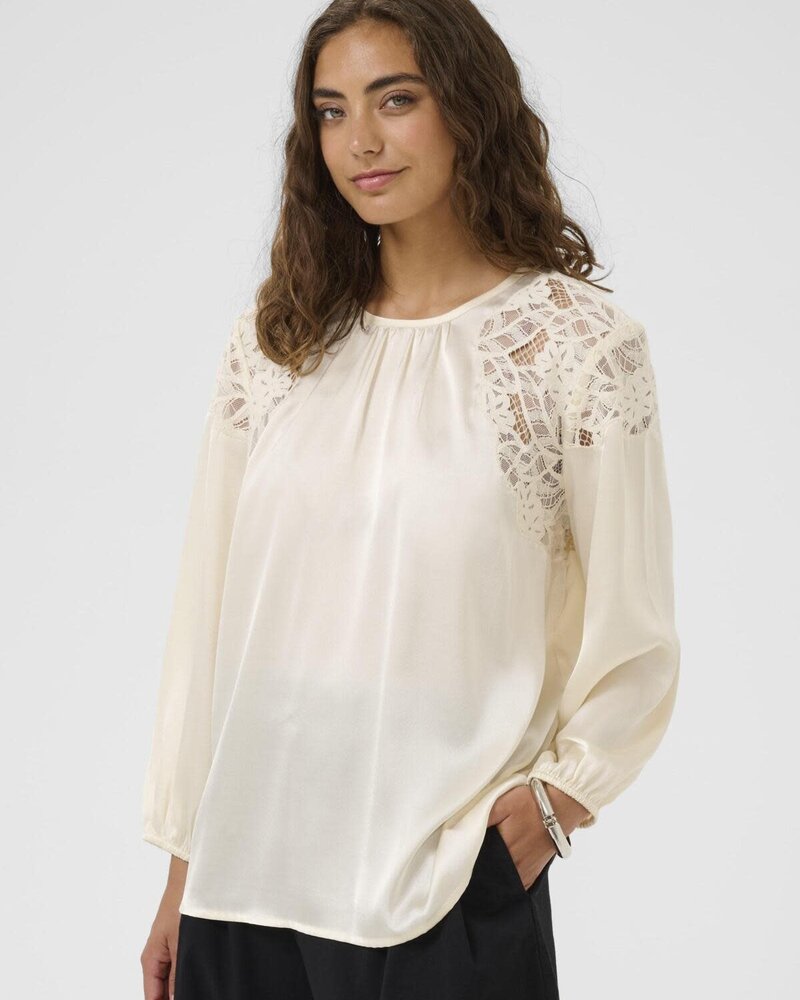 Camusa Blouse