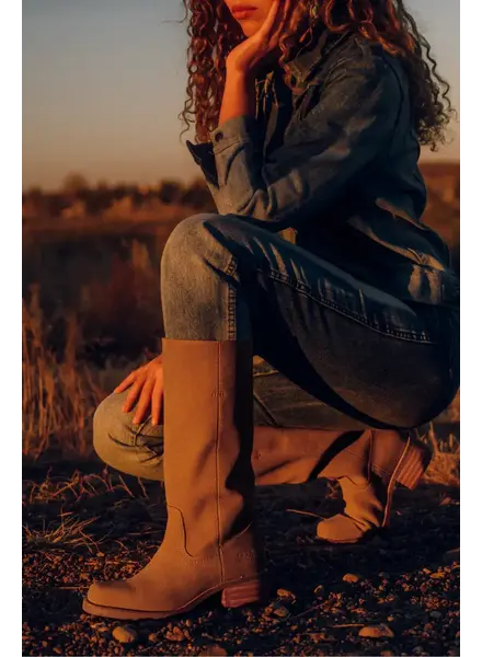 Frye and Co. Miranda Boot | Teakwood