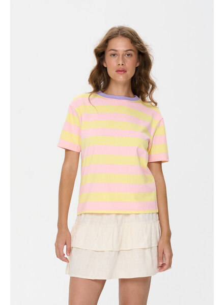 Laci Tee | Yellow Stripe